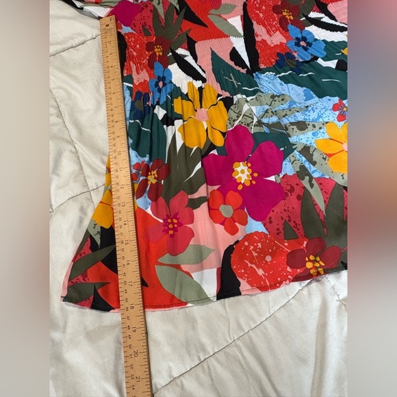 Chloe + Rene floral peplum pleat babydoll top size small bright oversized - Picture 9 of 10